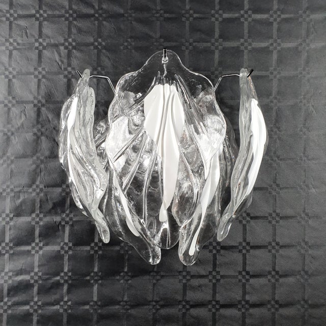 1980s Vintage Wall Sconce with Handmade Murano Glass Leaves, 1981 For Sale - Image 5 of 6