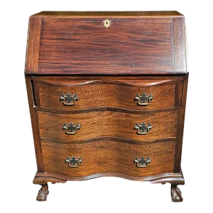 1940s Johnson Furniture Co Chippendale Mahogany Oxbow Slant Front Desk