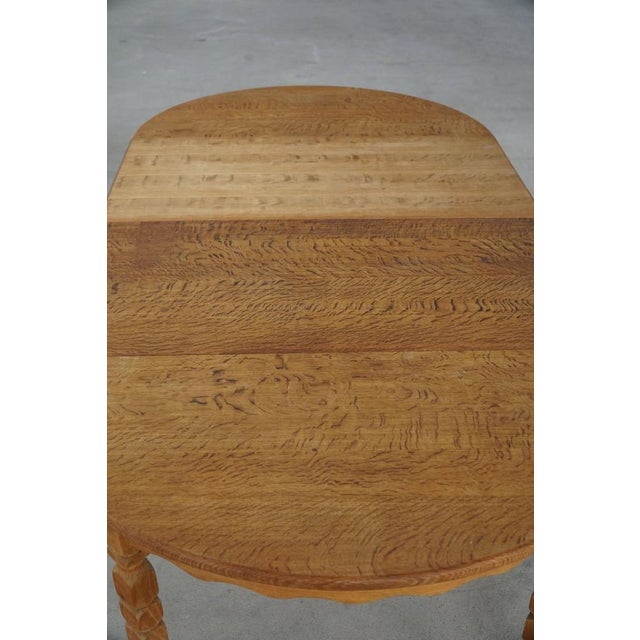 Mid-Century Modern Round Danish Dining Table in Oak with Two Extensions, 1960s For Sale - Image 9 of 18