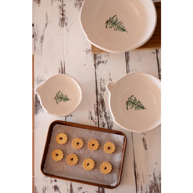 Green VIETRI Lastra Holiday Medium Mixing Bowl For Sale - Image 8 of 9