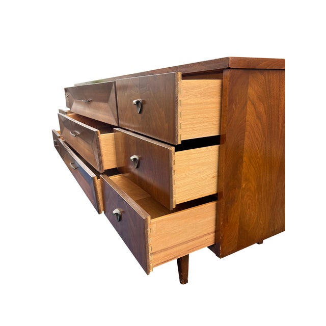 Mid Century Modern Vintage Low Long Dresser or Credenza in Albert Parvin Style Sculpted Design For Sale - Image 4 of 11