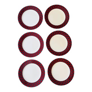 Sasaki Tartan by Charles Roberts 10.75” Dinner Plates | Red Green Plaid Rim Dinnerware - Set of 6 For Sale