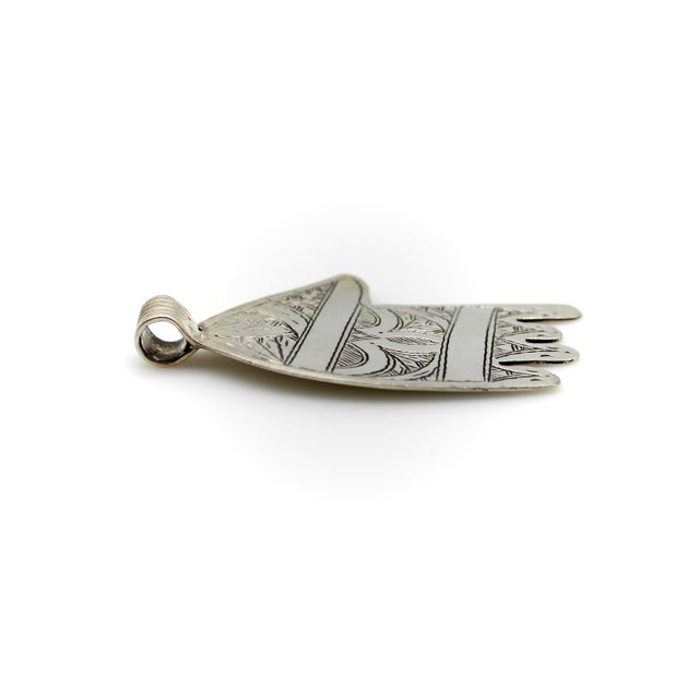 1950s Vintage Berber Hand of Fatima/ Hamsa Sterling Silver Pendant With Geometric Motif For Sale - Image 5 of 9