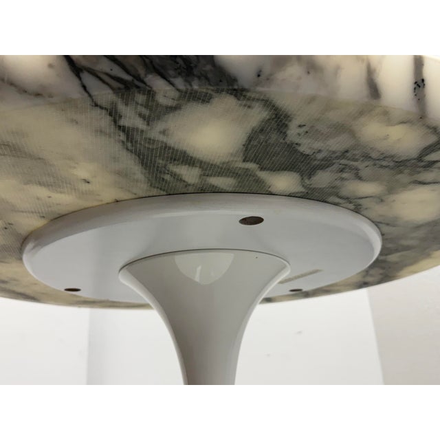 Eero Saarinen for Knoll Saarinen Lounge Table, 35 Inch For Sale - Image 10 of 12