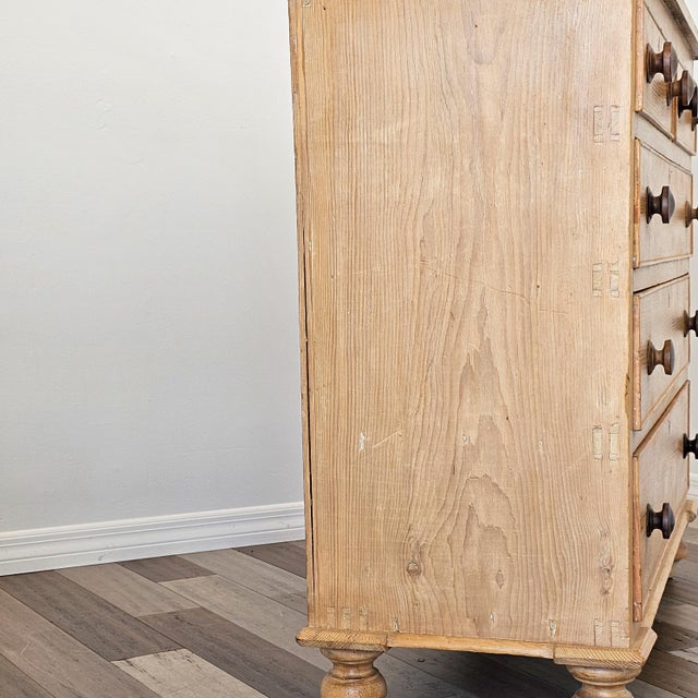 Antique English Pine Chest of Drawers / Dresser - Circa 1870 For Sale - Image 4 of 17