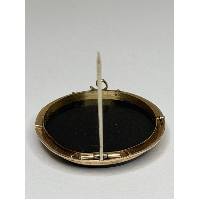 Victorian Grand Tour Italian Micromosaic Yellow Gold Brooch Depicting the Colosseum C1870 For Sale - Image 11 of 18