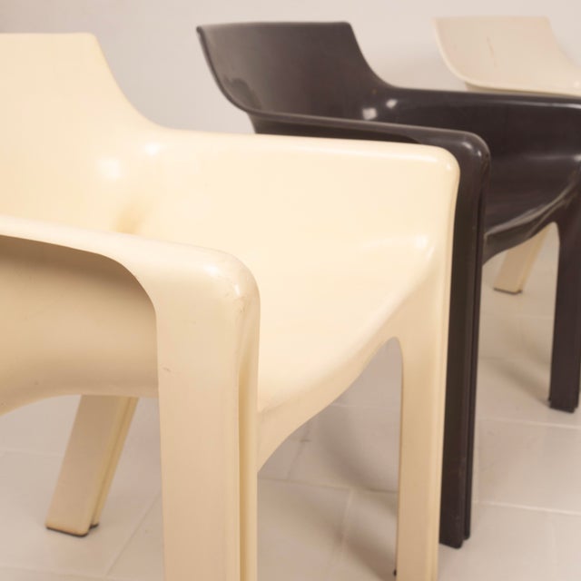 Plastic Gaudì Armchairs by Vico Magistretti for Artemide, 1960s, Set of 6 For Sale - Image 7 of 18