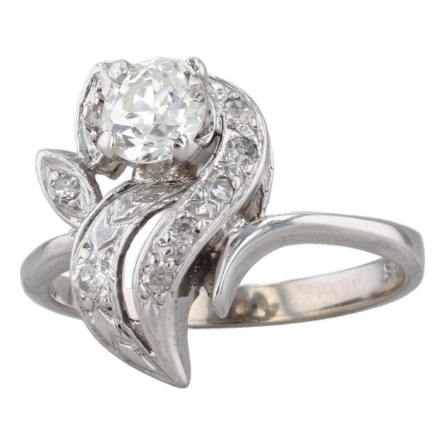 Vintage 0.76tcw Diamond Flower Ring 14k White Gold Size 7.75 Engagement For Sale