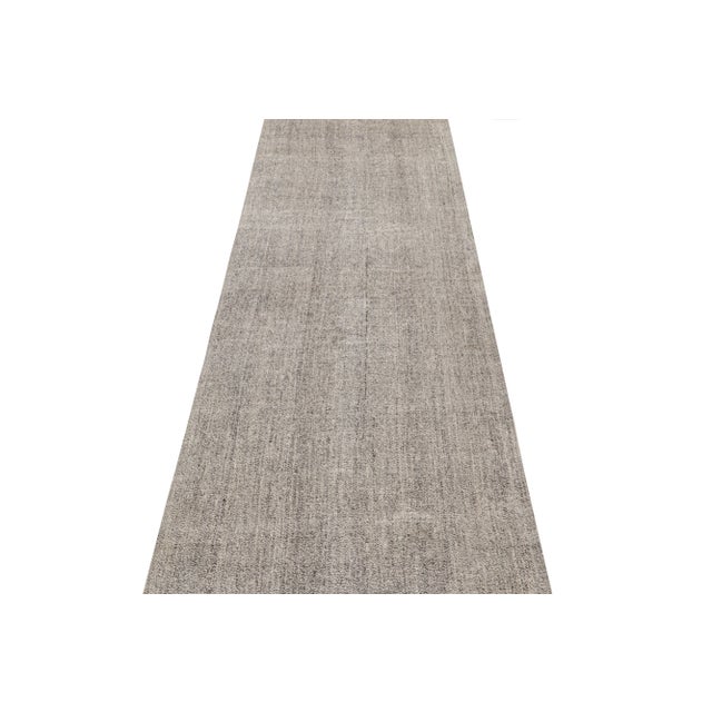1960s Vintage Turkish Silver Gray Wool Kilim Runner For Sale - Image 5 of 7