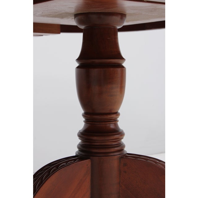 Banded Border Mahogany Dining Room Table For Sale - Image 18 of 18