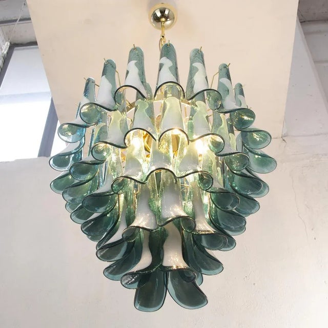 White and Octanium Murano Glass Petal Chandelier, Italy, 1990s For Sale - Image 4 of 11