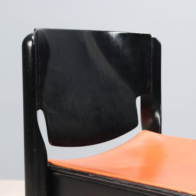 Vintage Italian 122 Chairs by Vico Magistretti for Cassina, 1960s For Sale - Image 5 of 12