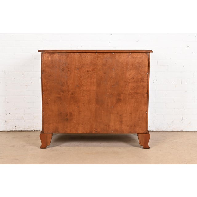 Kindel Furniture Georgian Carved Solid Mahogany Block Front Chest of Drawers, Newly Refinished For Sale - Image 11 of 12