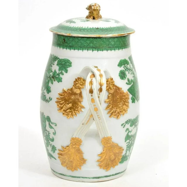 Large Antique Early 19th Century Chinese Export Porcelain Cider Jug in Green Fitzhugh For Sale - Image 4 of 9