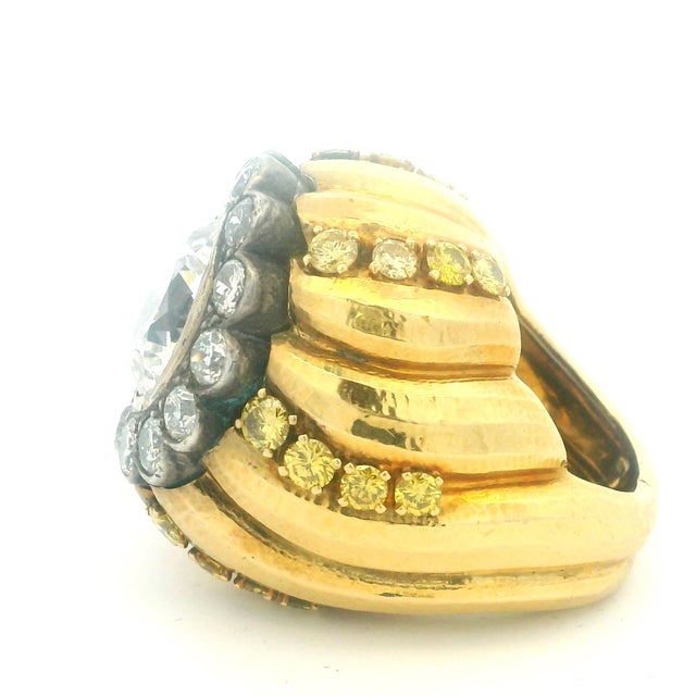 Metal 1970s 18k Gold Bombe Ring With White Sapphire, Diamonds & Yellow Sapphires, Size 6.5 For Sale - Image 7 of 14