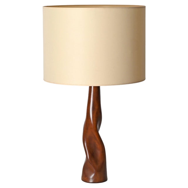 Midcentury Italian Sculptural Table Lamp in Curved Brown Leather, 1970s For Sale