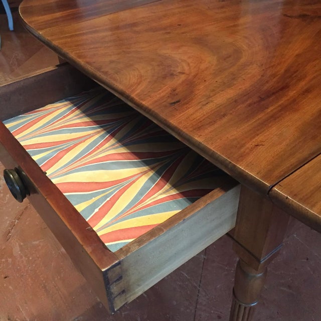 American New England Federal Mahogany Pembroke Table For Sale - Image 11 of 12