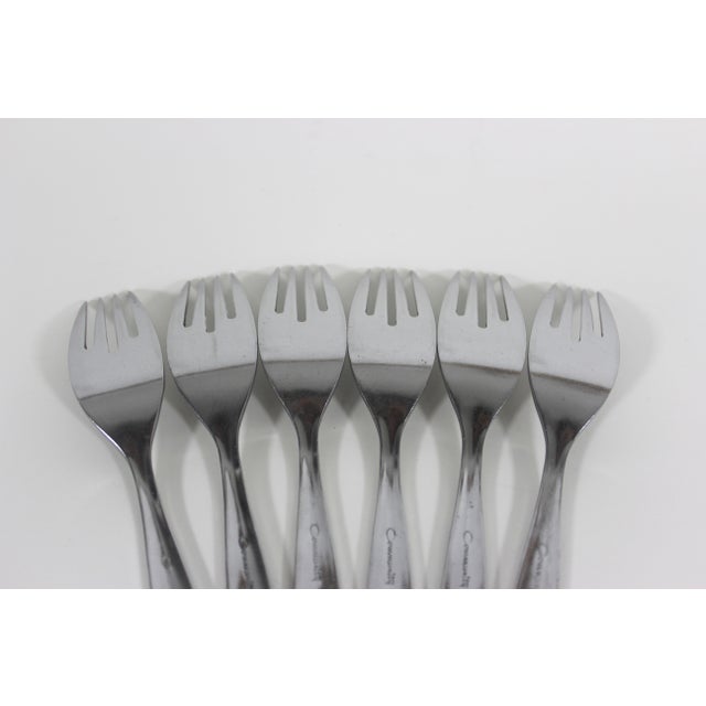 1960’s Mid Century ModernVenetia Dinner Fork Stainless Steel Oneida Community Matching - Set of 6 For Sale - Image 9 of 11