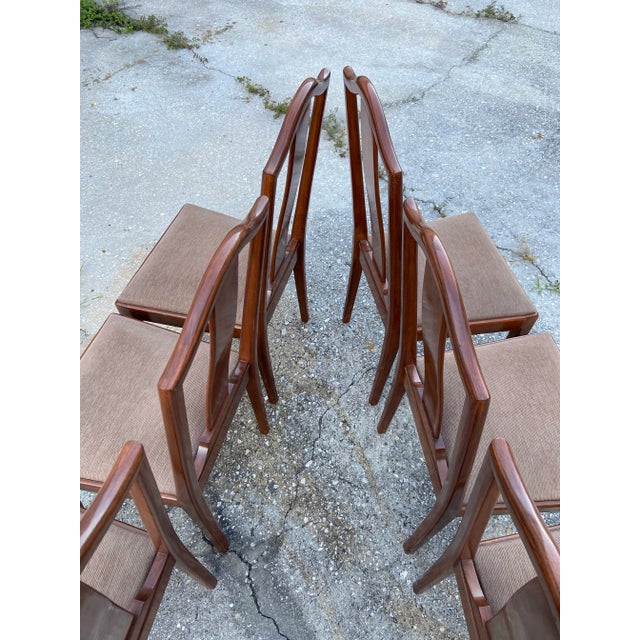 Set of Six Classic Dining Chairs | in the Style of Stanley Jay Friedman for Brueton in Late 20th Century For Sale In Tampa - Image 6 of 13