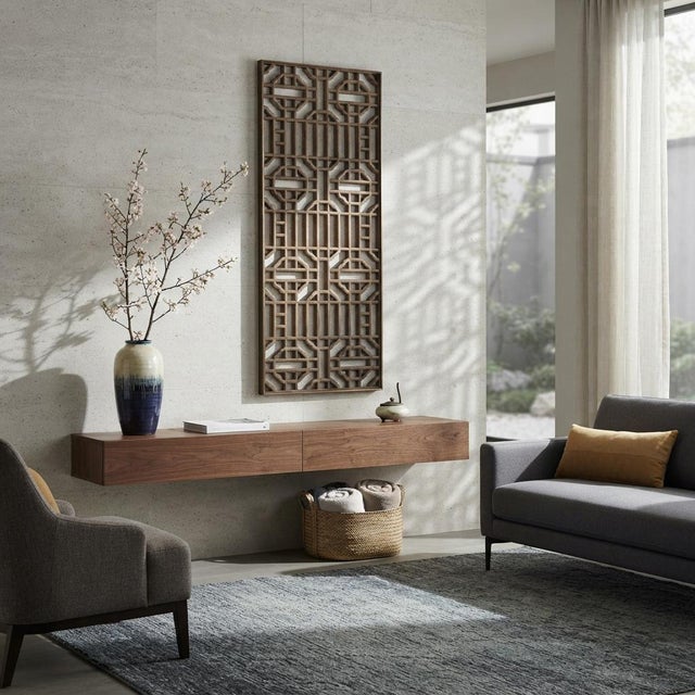 This exquisitely crafted wooden lattice panel showcases the timeless elegance of traditional Chinese architectural...