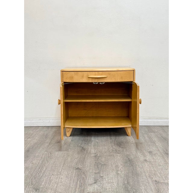 1950s Heywood Wakefield Cabinet For Sale - Image 5 of 10
