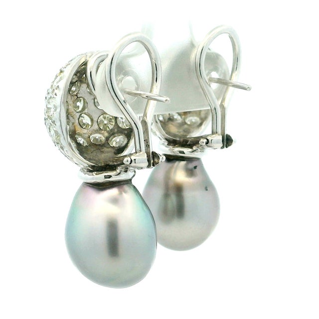 2000 - 2009 18k White Gold Diamond & Grey South Sea Pearl Drop Earrings, A Pair For Sale - Image 5 of 9