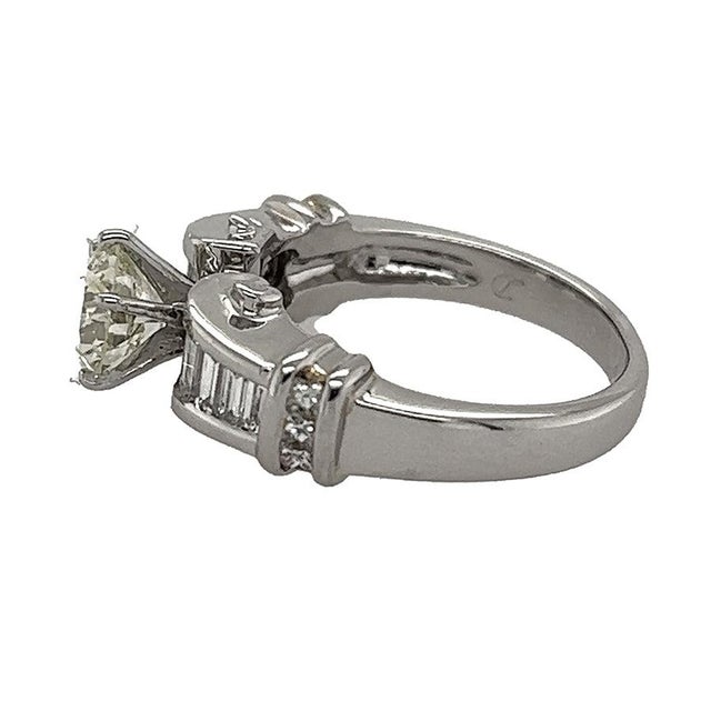 Contemporary Late 20th Century 1.24 Round M VS1 GIA Ring, Size 6.75 For Sale - Image 3 of 5