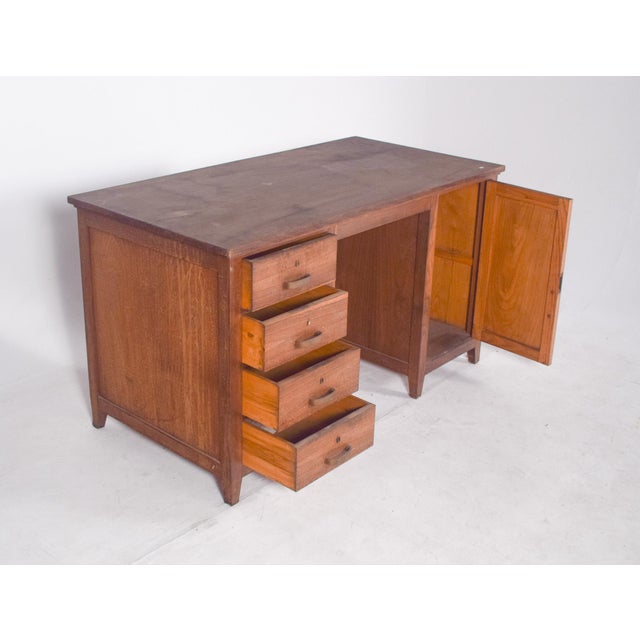 Mid-Century Portuguese Desk in Oak from Olaio, 1950s For Sale - Image 6 of 13