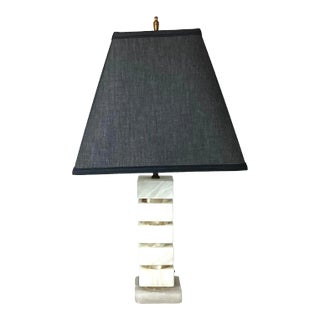 20th Century Art Deco Italian White Alabaster Lamp For Sale