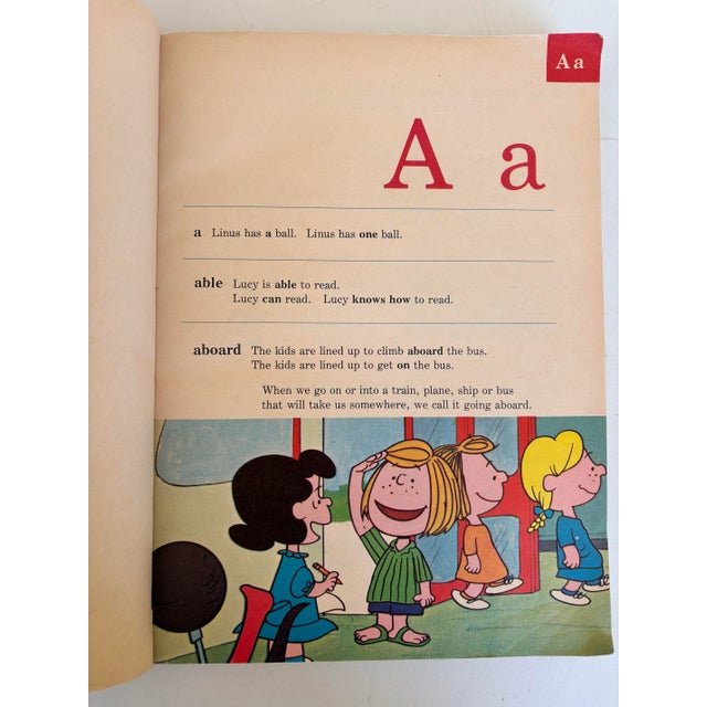 Off-white Charlie Brown Dictionary 1975 First Edition/Printing Paperback by Charles M. Schulz For Sale - Image 8 of 12