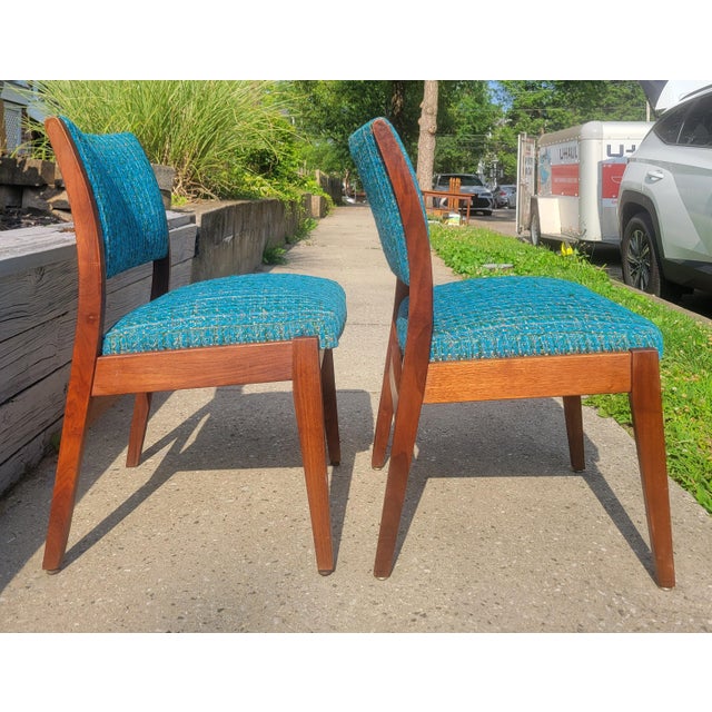 Mid-Century Modern 1960s Taylor Chair Co. Walnut Side Chairs For Sale - Image 3 of 9
