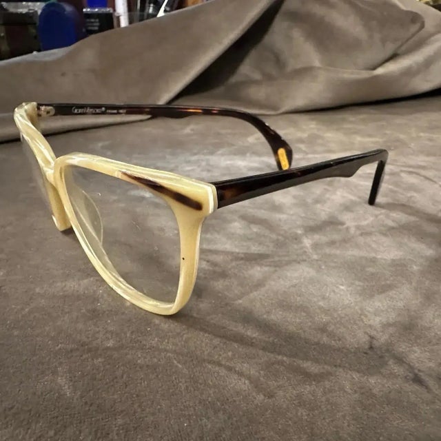 1980s Vintage Fashion Sunglasses by Gianni Versace For Sale - Image 6 of 12