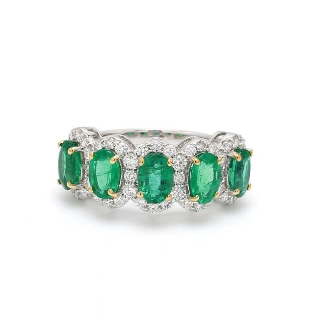 Natural 2.24 cts Zambian emerald & 0.70 cts diamond band gold For Sale - Image 10 of 18