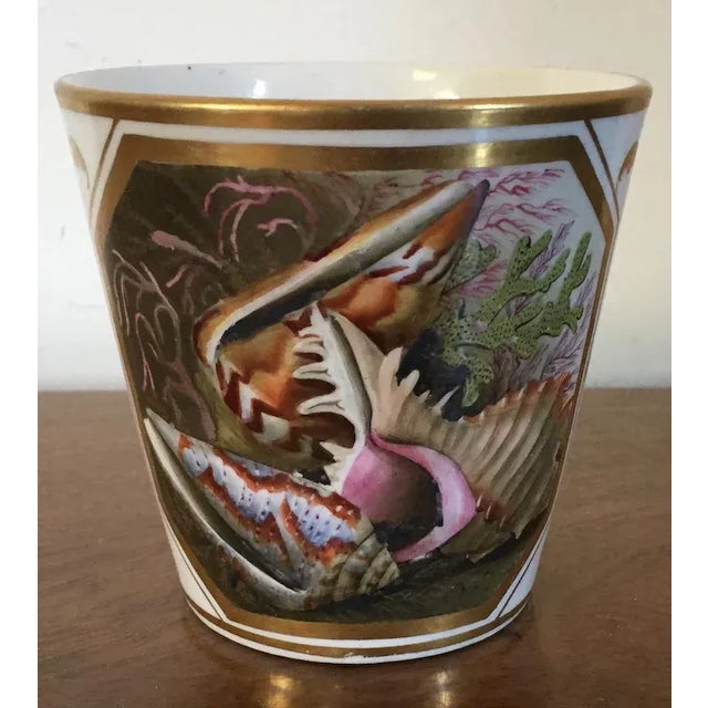 Traditional 1810 English George III Coalport Porcelain Beaker Vase For Sale - Image 3 of 11
