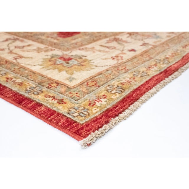 Brown Middle Eastern Rug in Wool For Sale - Image 8 of 11