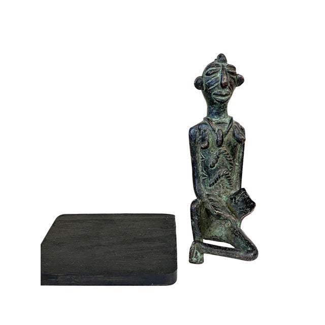 1980s Vintage Benin Bronze of a Seated Female Nigeria African 6.25" H W/Stand For Sale - Image 5 of 5