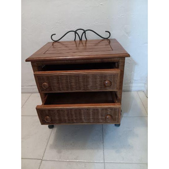 1980s Wicker Rattan Wood Metal Nightstand 2 Drawer Medium Tone Color For Sale In Naples, FL - Image 6 of 6