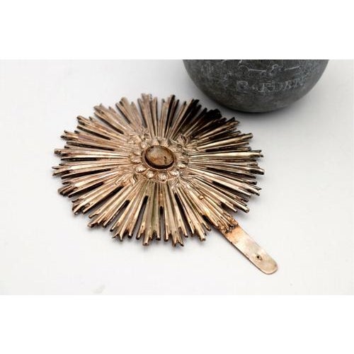 Silver Splendor with Reliefs and Colorless Synthetic Stone For Sale - Image 3 of 7