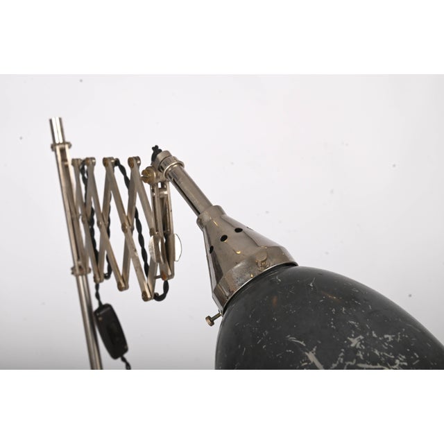 1930s Bauhaus Nickel-Plated Scissor Accordion Table Lamp, 1930s For Sale - Image 5 of 9