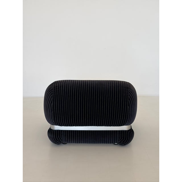 Space Age Living Room Set in Dark Blue Striped Velvet and Metal, 1970s, Set of 3 For Sale - Image 4 of 18