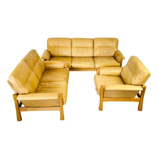 Scandinavian Living Room Set in Leather and Oak in the style of Pierre Chapo, 1960s, Set of 3 For Sale