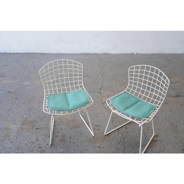 Mid-Century Modern Pair of Vintage “Baby” Wire Child Chairs Attributed to Harry Bertoiaor for Knoll For Sale - Image 3 of 14