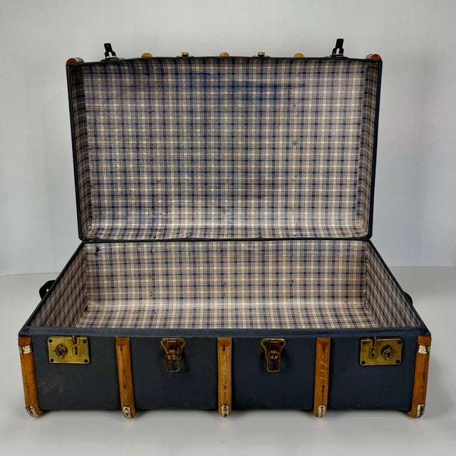 Vintage Steamer Trunk Case, 1940s For Sale - Image 10 of 11