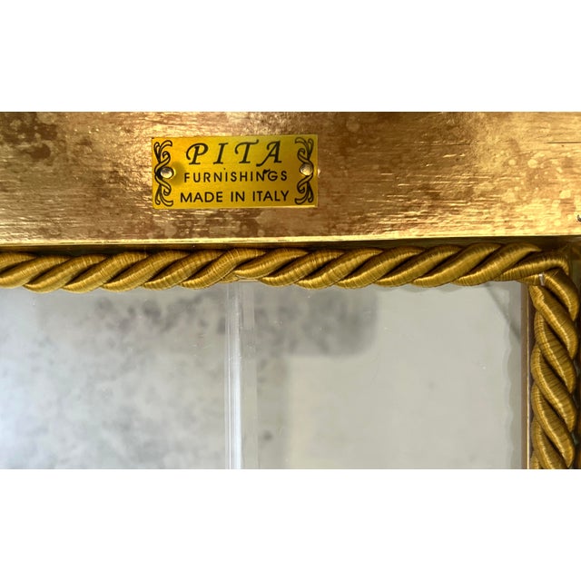 1980s Classical Italian Gold Mirrored Curio Wall Display Cabinet by Pita S R L, Milan, Italy For Sale - Image 9 of 15