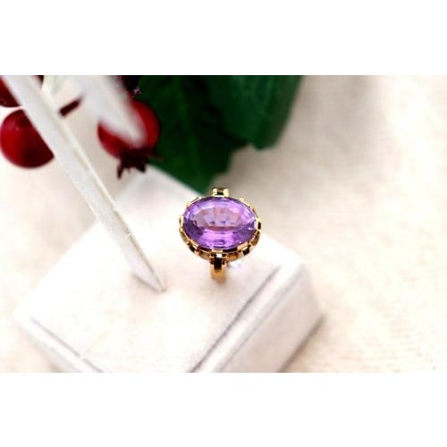 Metal Gold Ring with Grid For Sale - Image 7 of 8