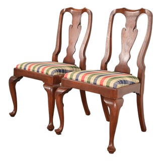 Henkel Harris Queen Anne Solid Cherry Wood Side Chairs or Dining Chairs, Pair For Sale