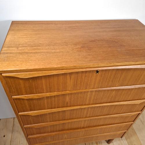 Danish Teak Six-Drawer Chest of Drawers – Mid-Century Scandinavian Design, 1960s