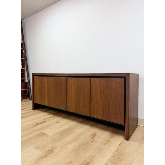 Dillingham Dillingham MCM Credenza Vintage Long Sideboard Buffet Tv Stand Media Console For Sale - Image 4 of 15