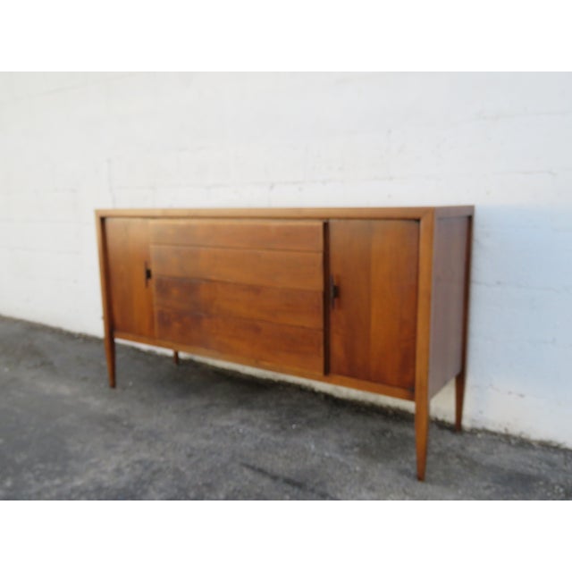 Century Mid Century Modern Long Credenza Sideboard Media Console 6299 For Sale - Image 18 of 18
