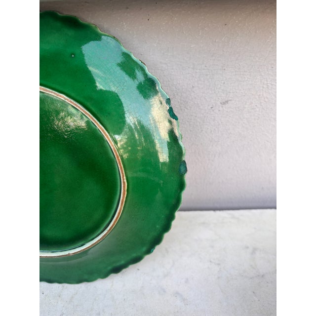 Rustic English Green Majolica Leaves Plate Circa 1880 For Sale - Image 3 of 4